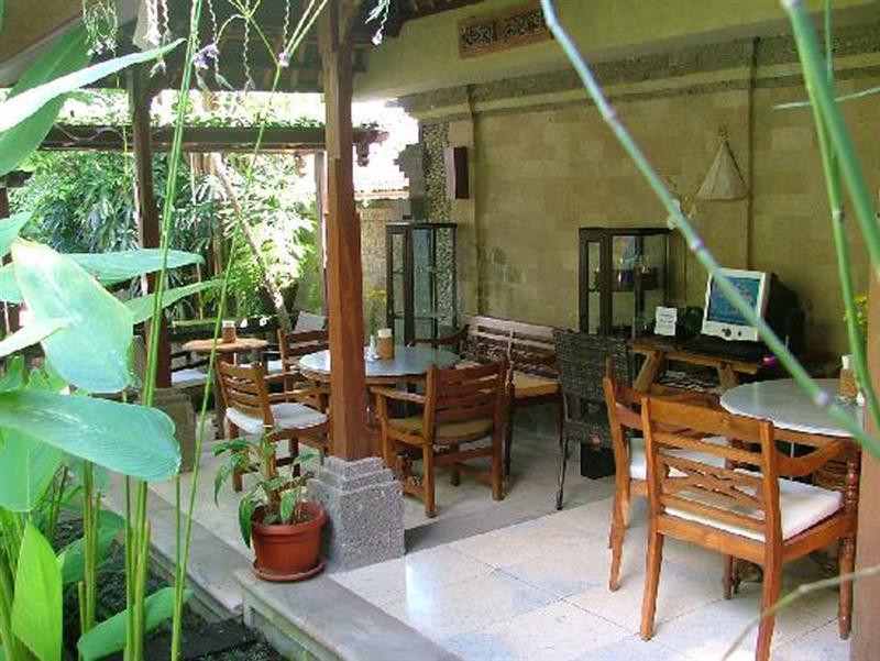 Adi Cottage Ubud Exteriör bild