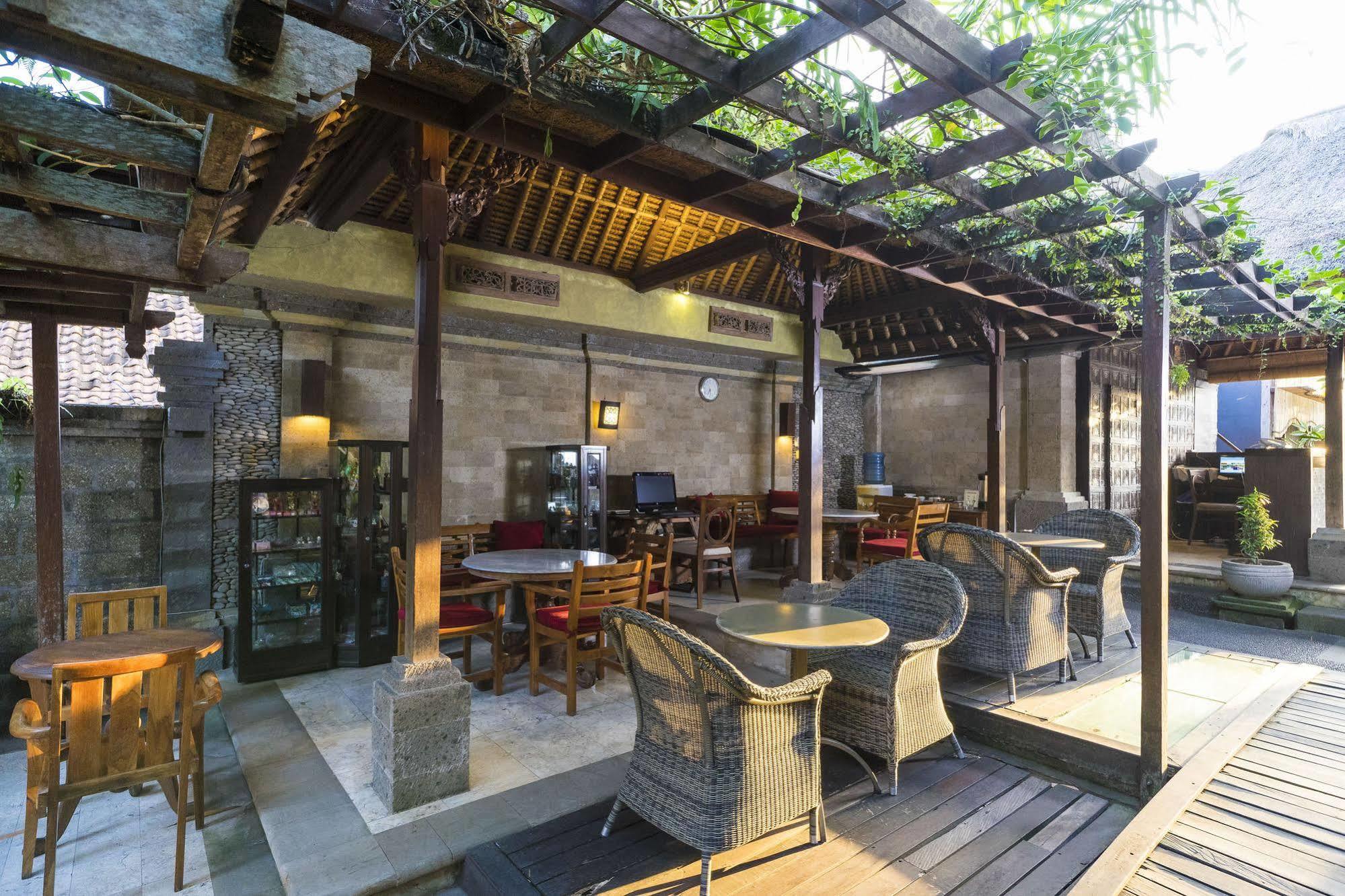 Adi Cottage Ubud Exteriör bild